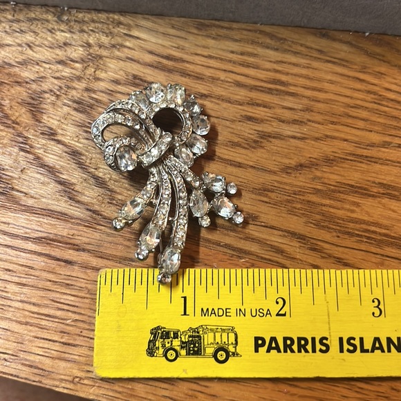 Vintage 1940's Joseph Wiesner Crystal Rhinestone Brooch - Picture 14 of 15